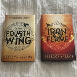Hardcover Fourth Wing and Iron Flame